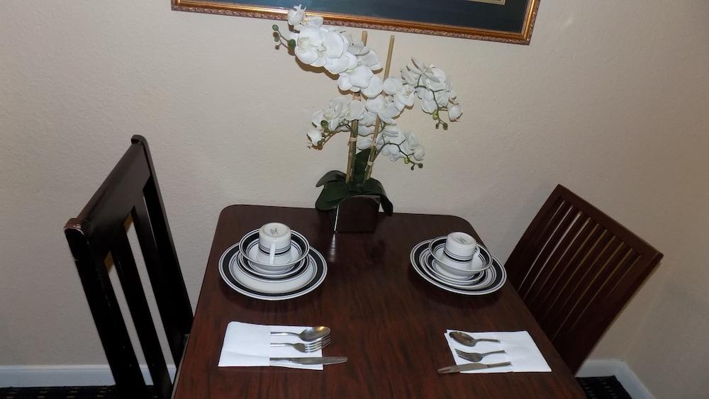 Athens Hotel&Suites Houston Eksteriør bilde