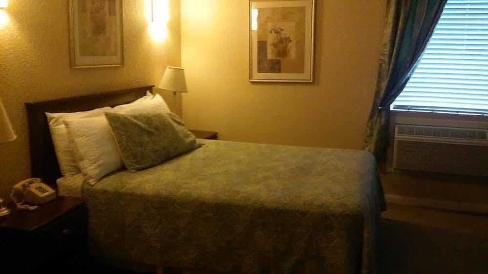 Athens Hotel&Suites Houston Eksteriør bilde